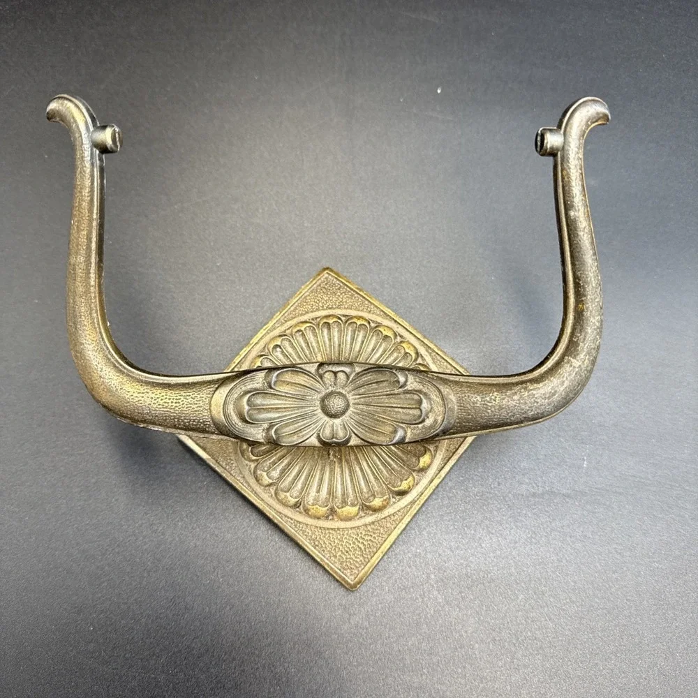 Vintage American Tack & Hardware Co. 1974 Metal Toilet Paper Holder (as Is)